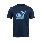 PUMA MANCHESTER CITY 2025/2026 KING LOGO TEE - DEEP NAVY/TEAM LIGHT BLUE